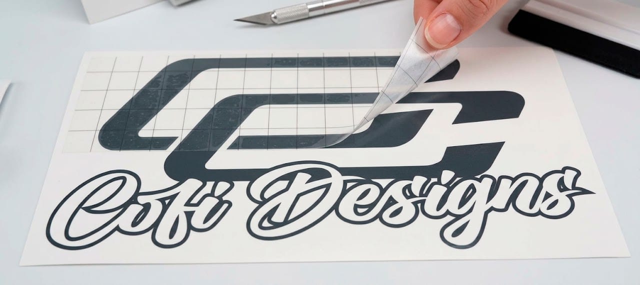 Aplicación de calco de corte con papel transfer, logo Cofi Designs